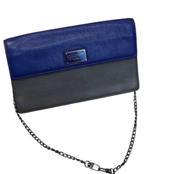 MARC BY MARC JACOBS BLUE AND GRAY CLUTCH WITH DUST BAG - Picture 15 of 15